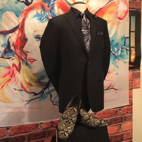 Red By Saks fifth Avenue Suit - Picture 6 of 17